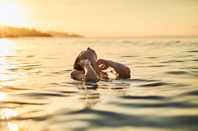 beneficios del agua de mar